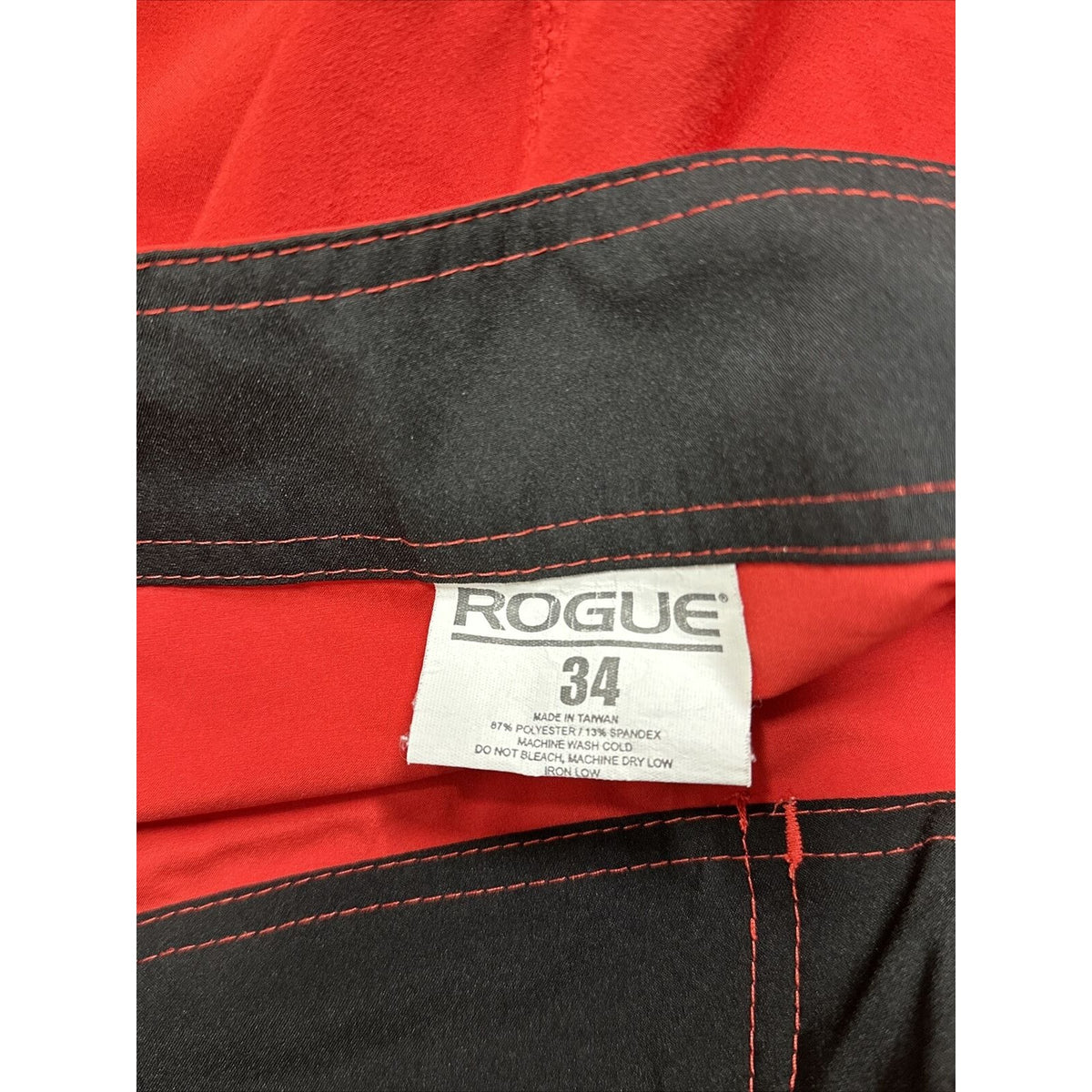 rogue men’s size 34 board shorts