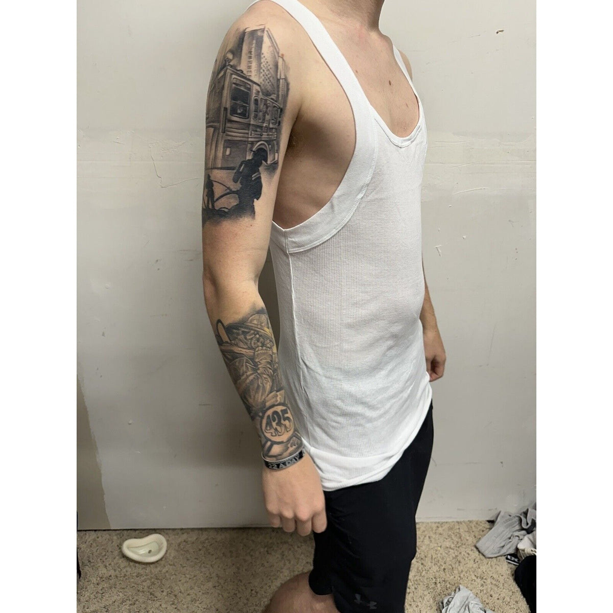 Men’s White Muscle Shirt Tank Papi Large