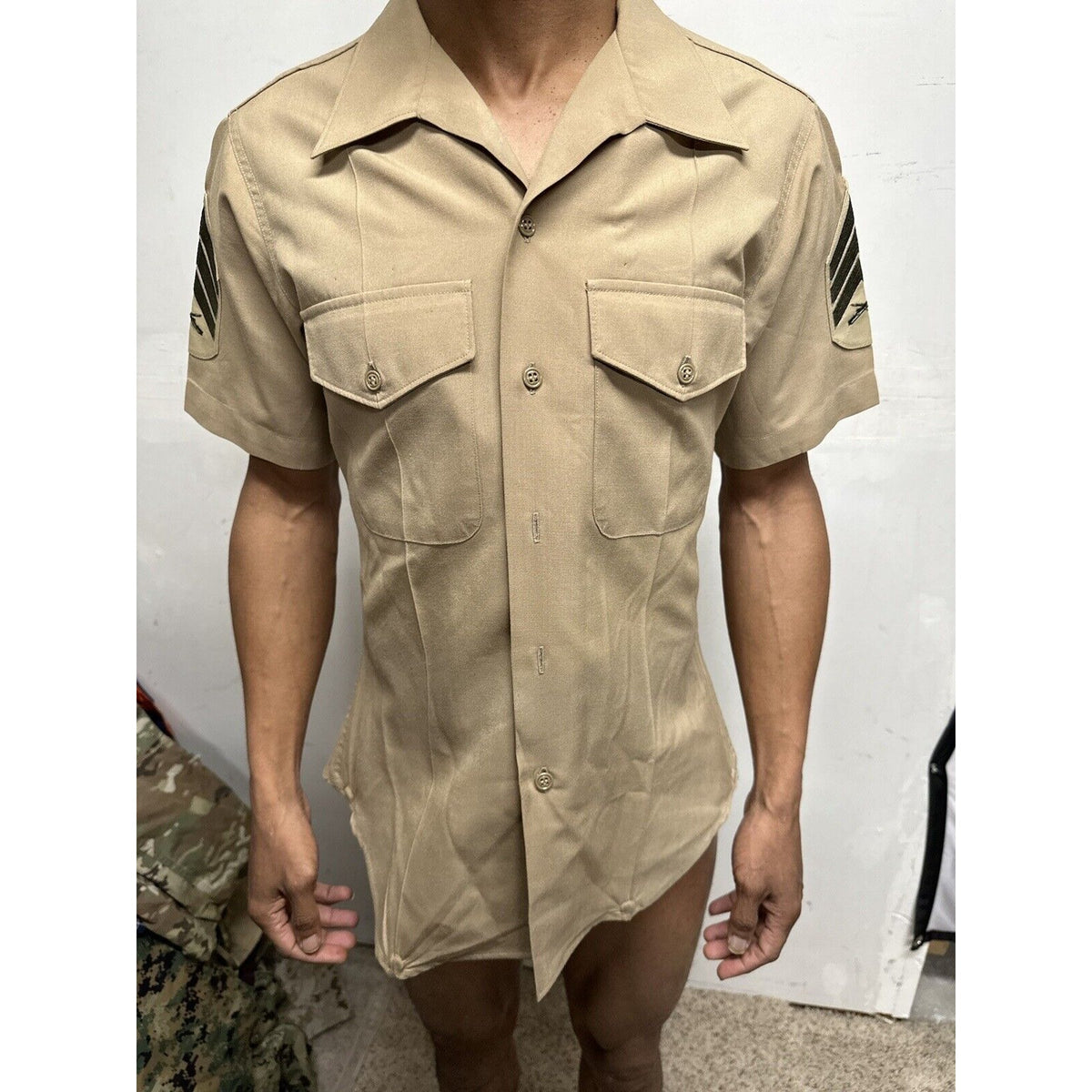 Men’s USMC Marines Uniform Button Up Khaki Shirt Defense Logistics Size 15 Shirt