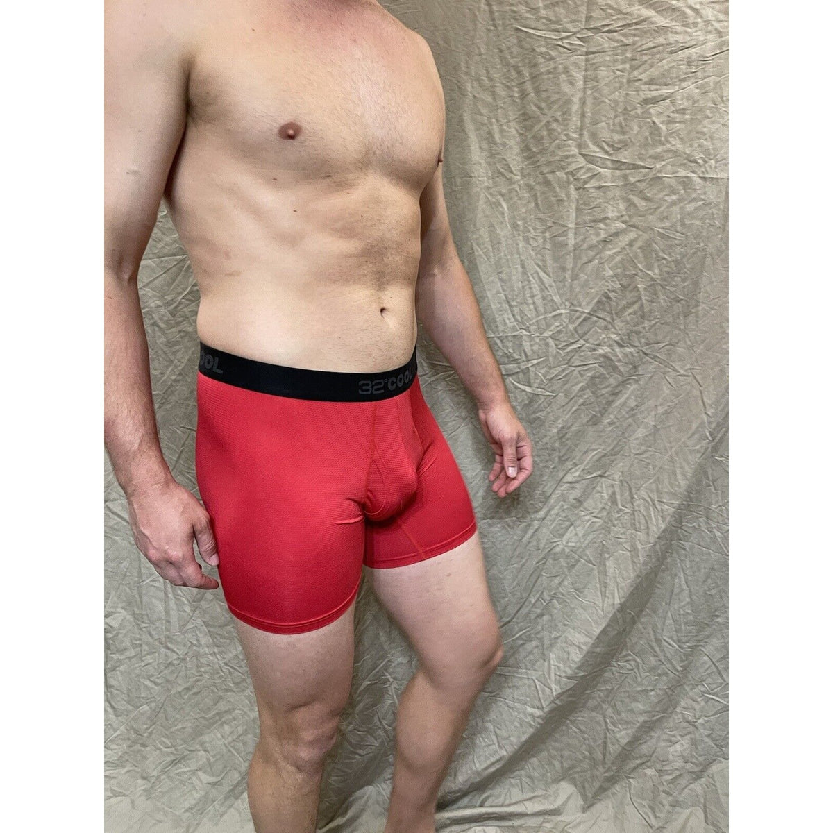men's 32 degrees cool fire engine red compression boxer briefs Large