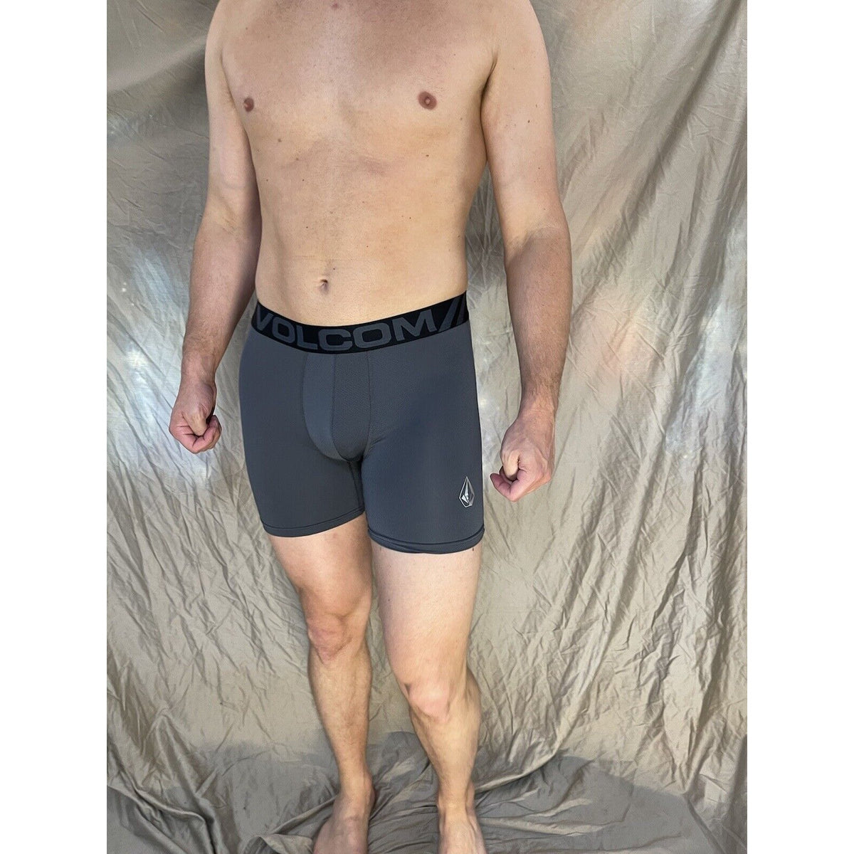 men's gray volcom small athletic compression boxer briefs