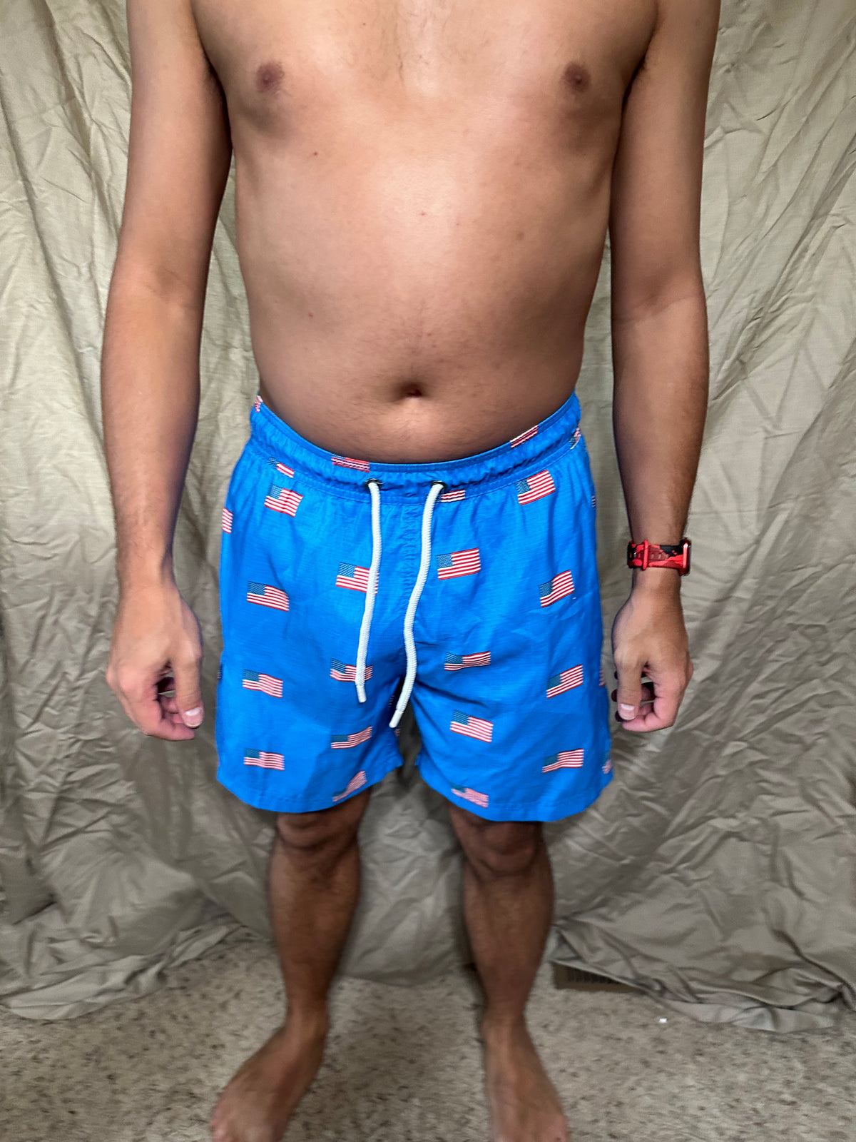Men’s blue American flag patriotic size medium bathing suit with lining and pockets us apparel