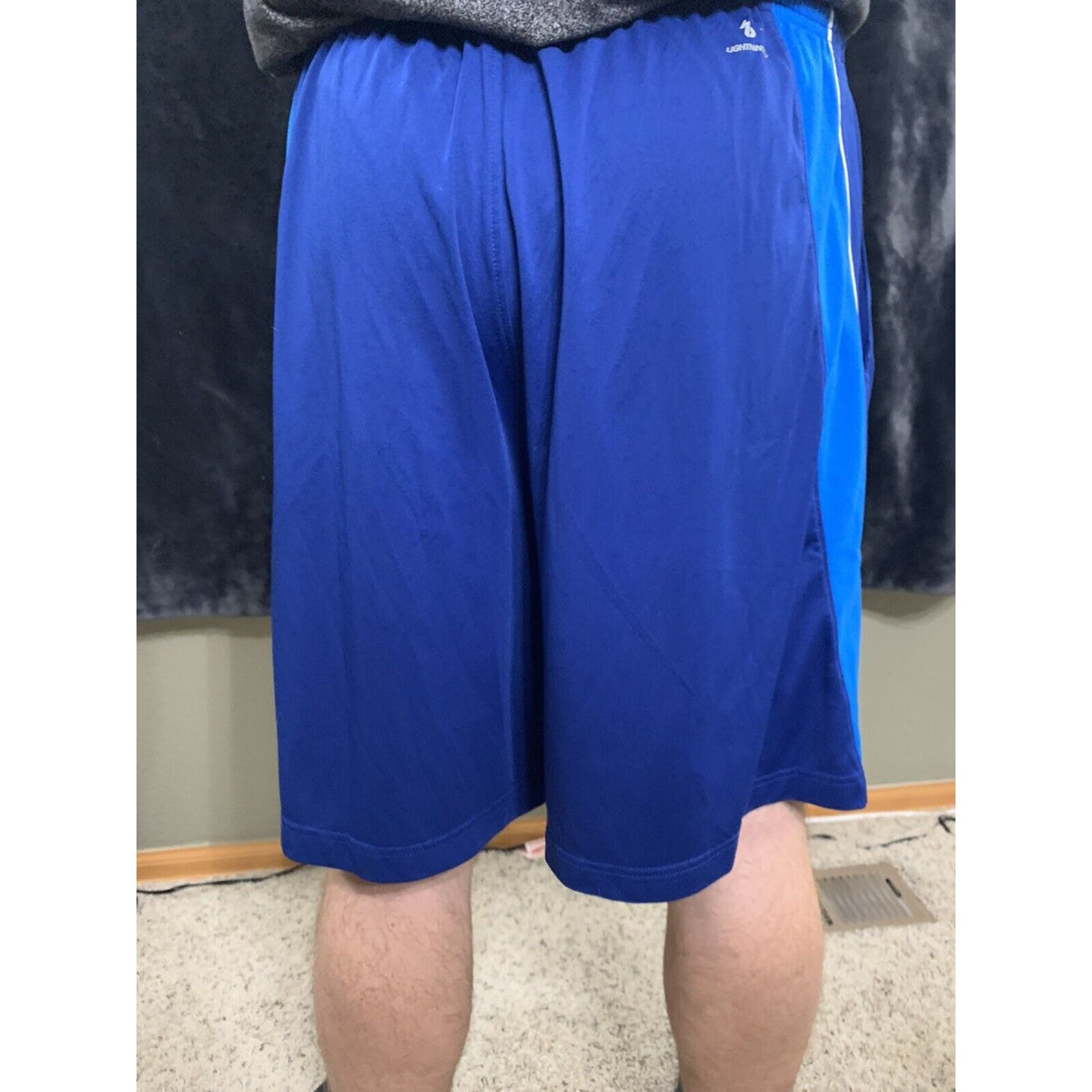 Men’s New Balance Large Blue Workout Exercise Shorts With Pockets