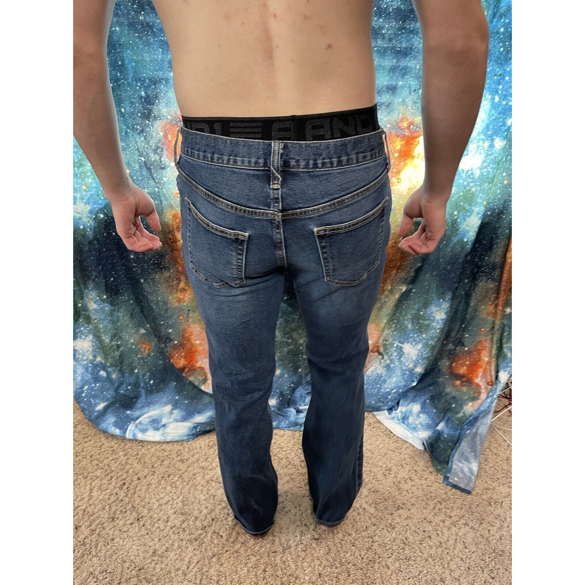 Men's Old Navy Boot-cut 30 x 32 blue jeans