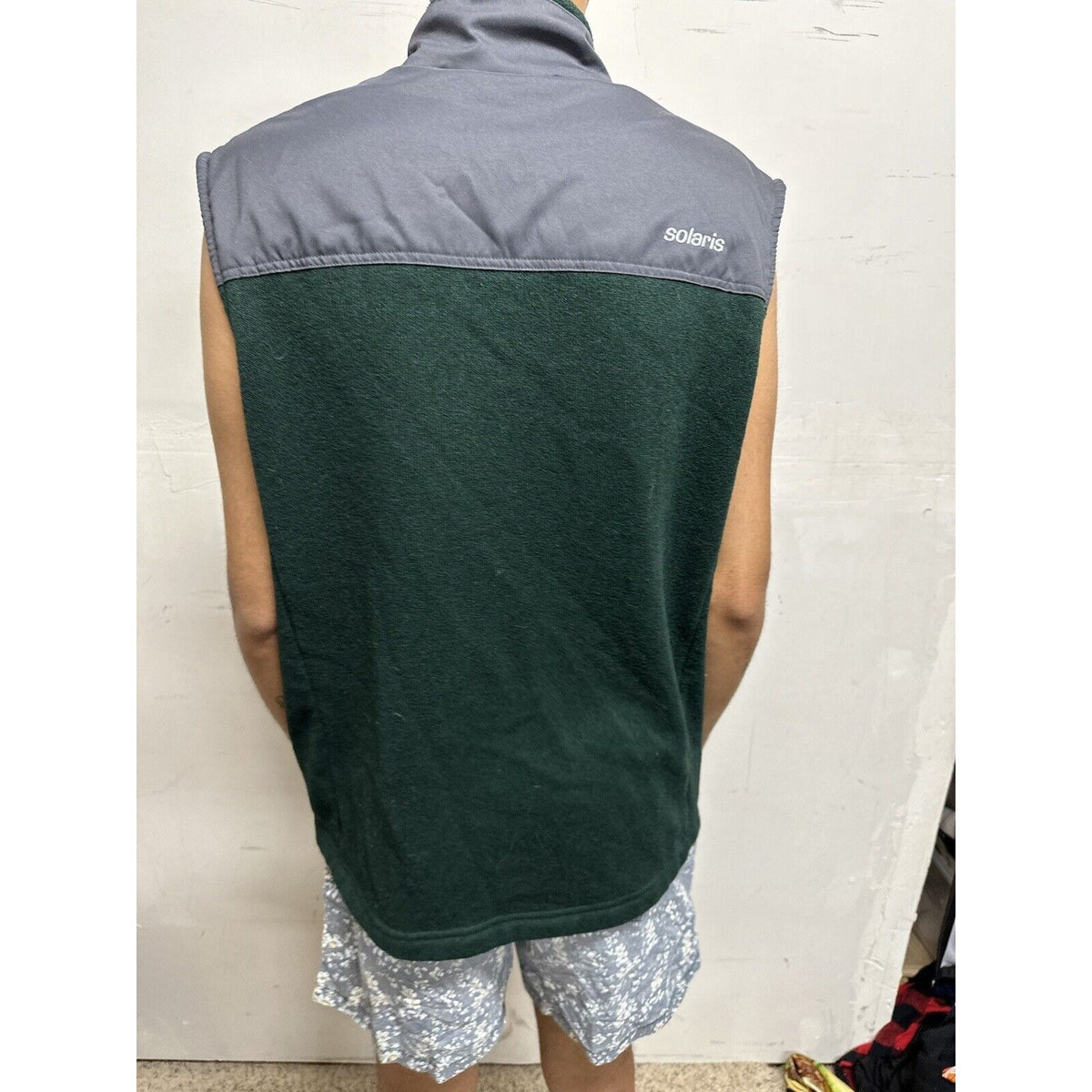 Men’s Large Green Solaris Sleeveless Vest Full Zip