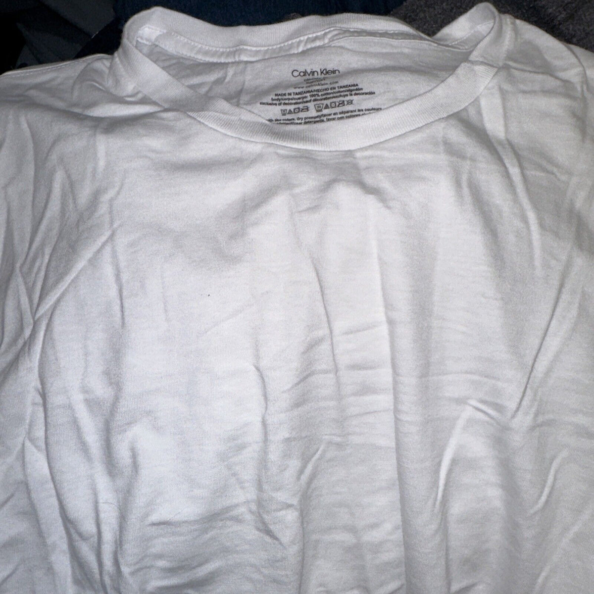 Men’s White Calvin Klein Small Classic Fit Undershirt