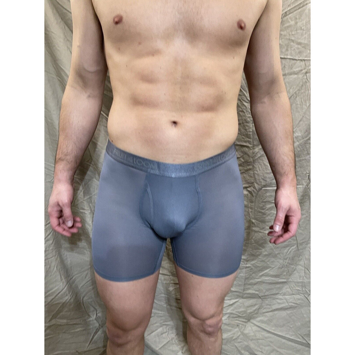 men's gray fruit of the loom everlight medium boxer briefs new and never worn