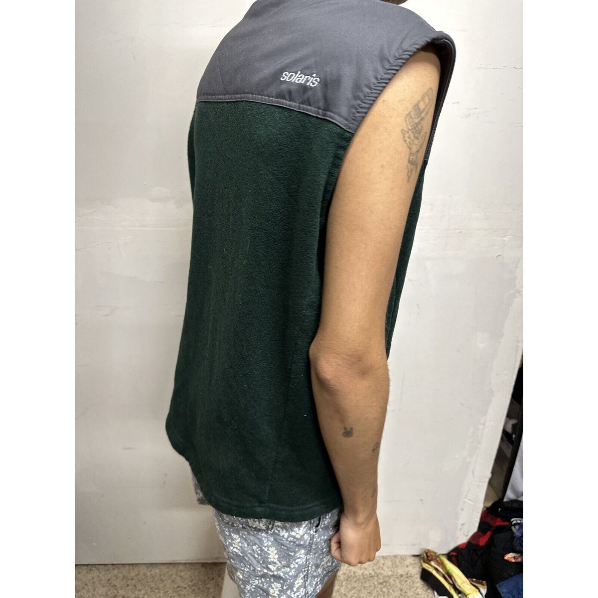 Men’s Large Green Solaris Sleeveless Vest Full Zip