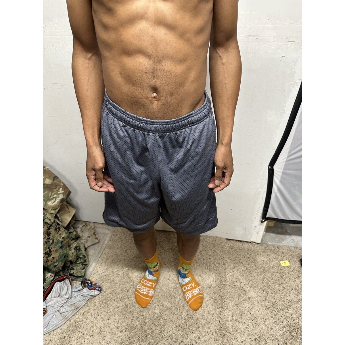Men’s Gray Nike Dri Fit Large Athletic Shorts