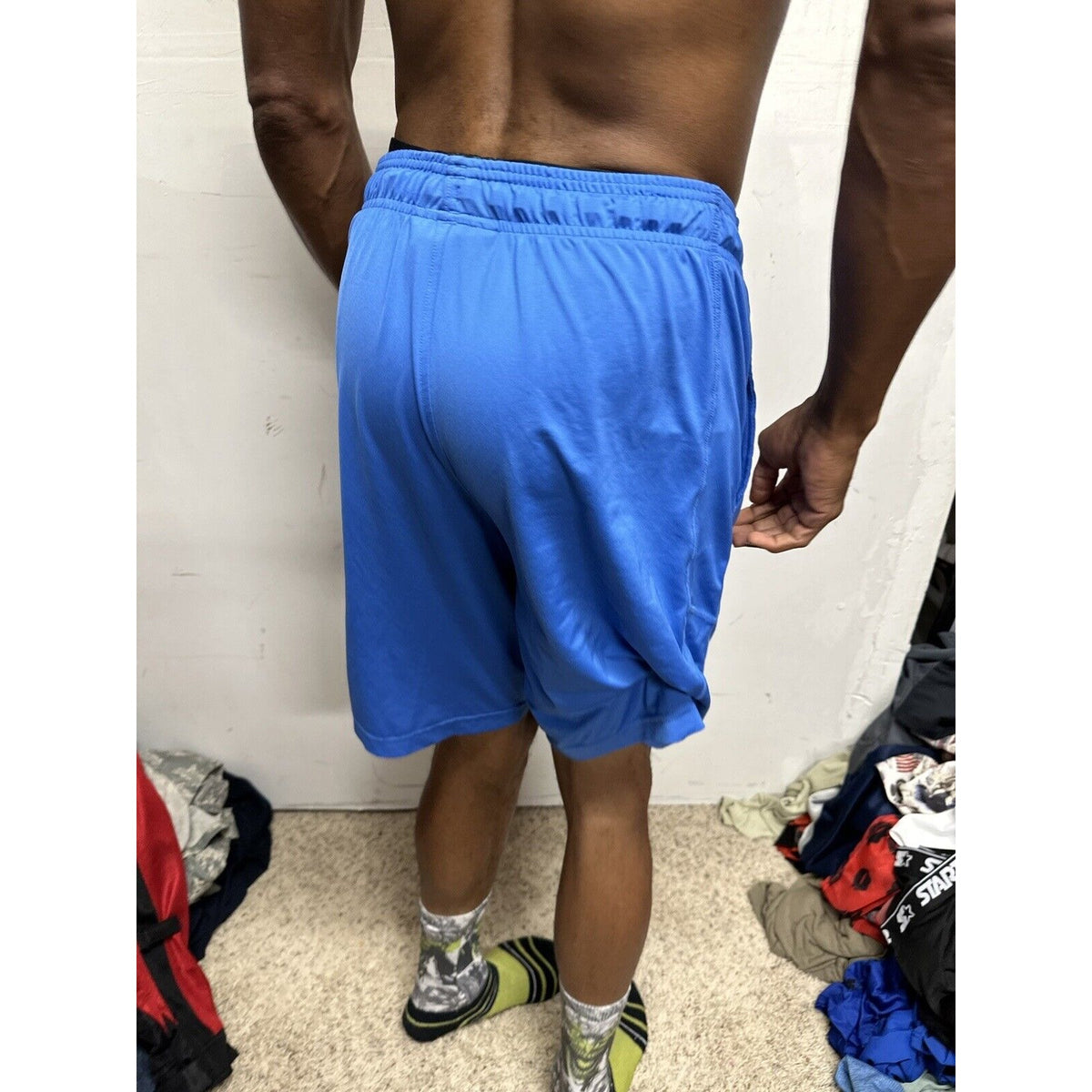 Men’s Blue Loose Small Under Armour Athletic Shorts With Pockets