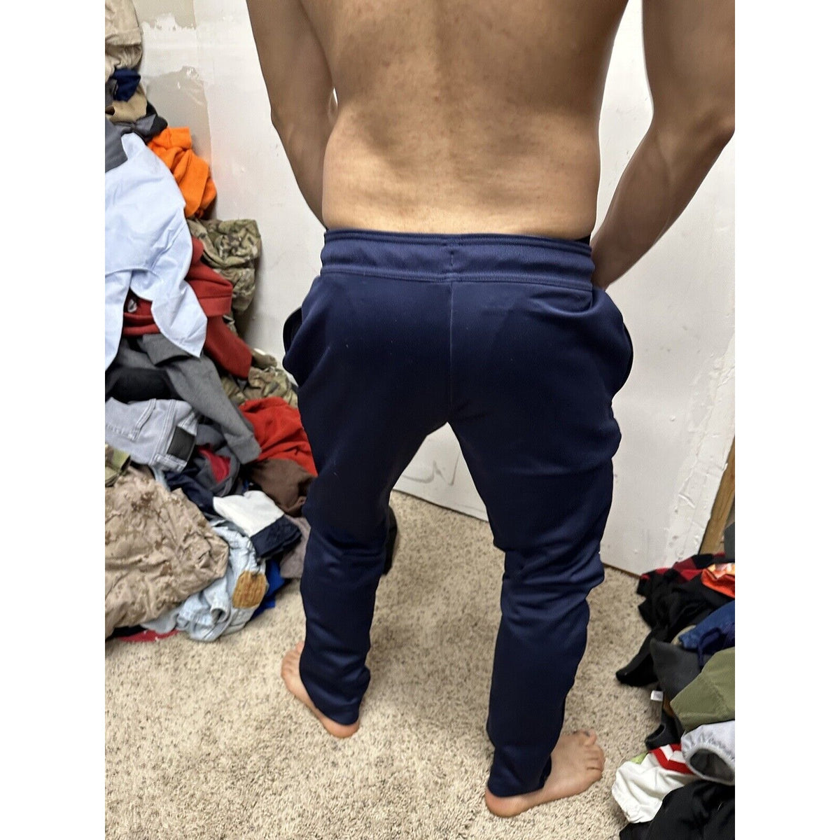Men’s Medium Dark Blue Under Armour Sweat Pants Loose US Navy