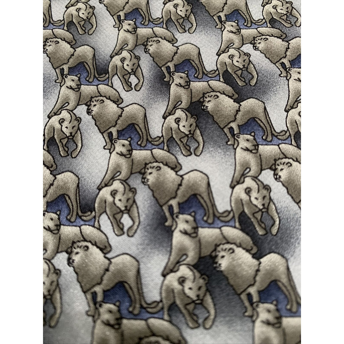 THE NATURE CONSERVANCY Silk Tie. Lion Motif.