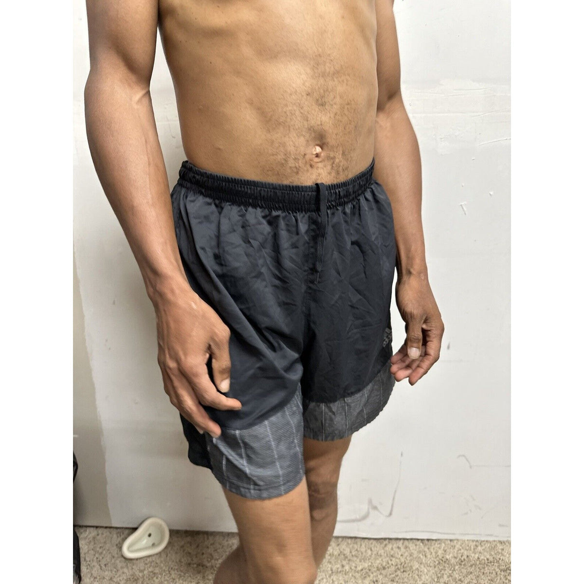 Men’s Black Adidas Supernova Athletic Shorts Fits Like Medium