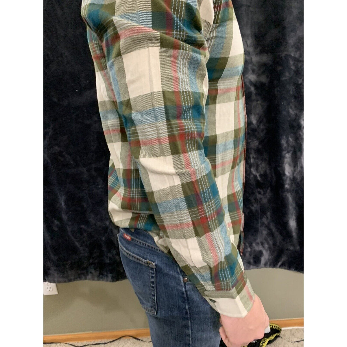 St.Johns Bay Heavy Flannel Button Down Shirt - Men's Size Small