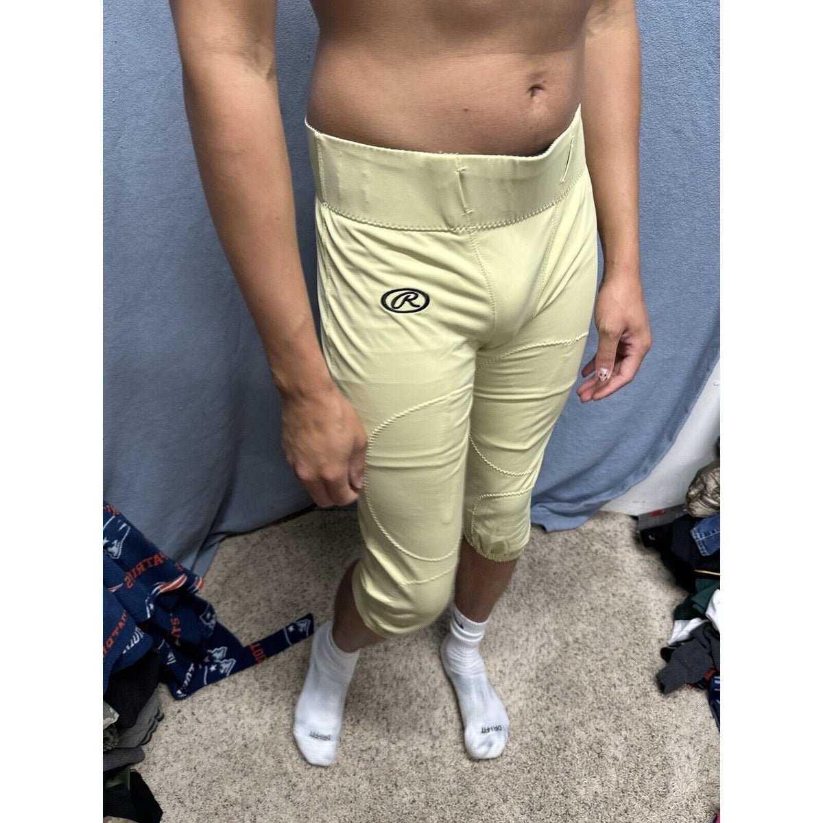 Men’s Gold Rawlings Football Pants Nylon And Spandex Size Large