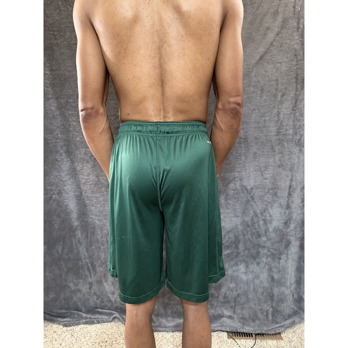 Men’s Green Nike Pine Creek High School Football Athletic Shorts Size Large