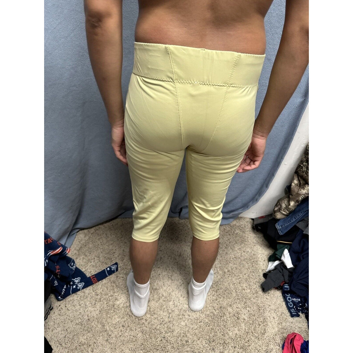 Men’s Gold Rawlings Football Pants Nylon And Spandex Size Large