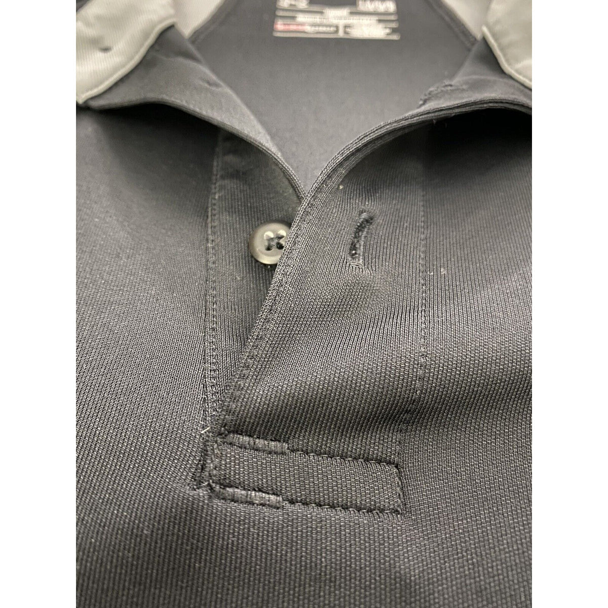 VISTA RIDGE WOLVES Under Armory Loose Heat Gear Black & Gray Men’s L Polo Shirt