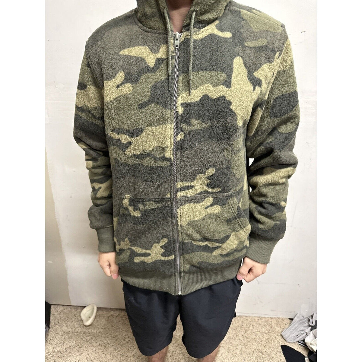 Men’s Fuzzy Large Mossimo Camo Hoodie Full zip Jacket