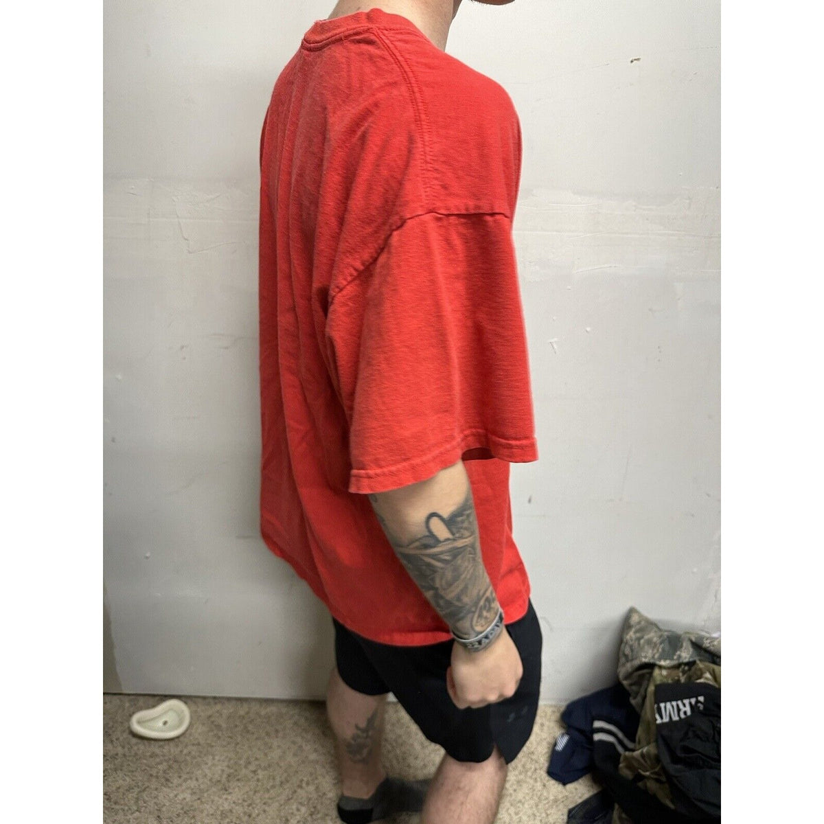 Men’s XL Red Marines USMC Tshirt  Gildan