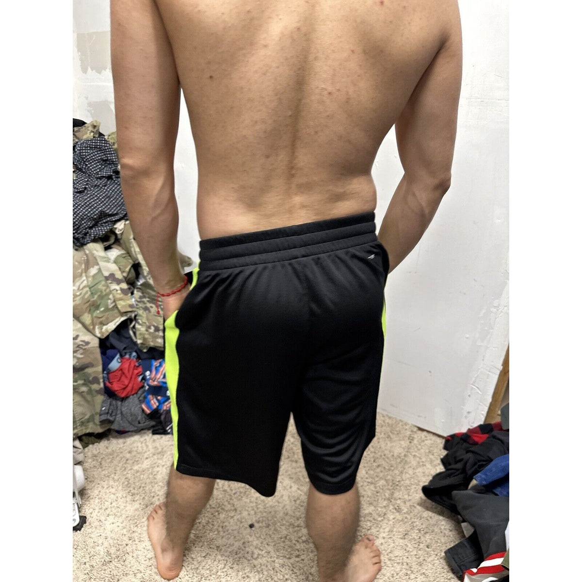 Men’s Black And Neon Yellow Xersion Medium Athletic Shorts With Pockets