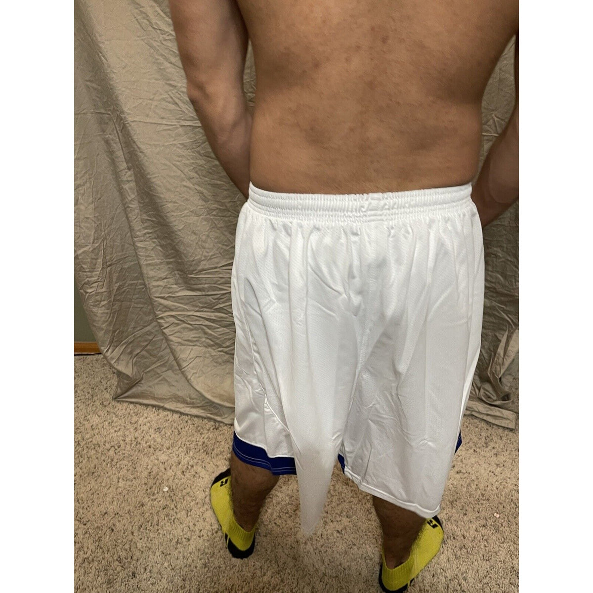 Men's under armour Large white and Blue Lacrosse style shorts no pockets