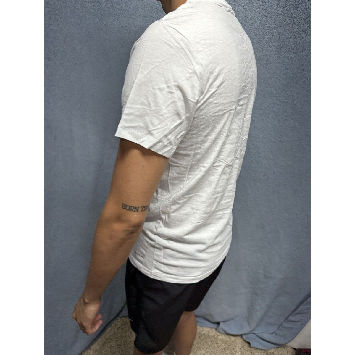 Men’s White Calvin Klein Small Classic Fit Undershirt