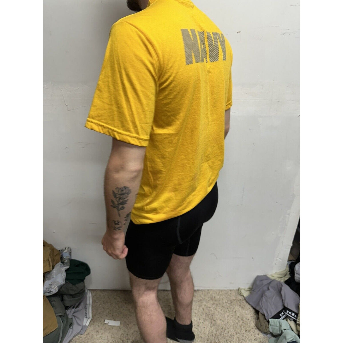 Men’s  Yellow Navy Physical Fitness Uniform Short Short Sleeve Small