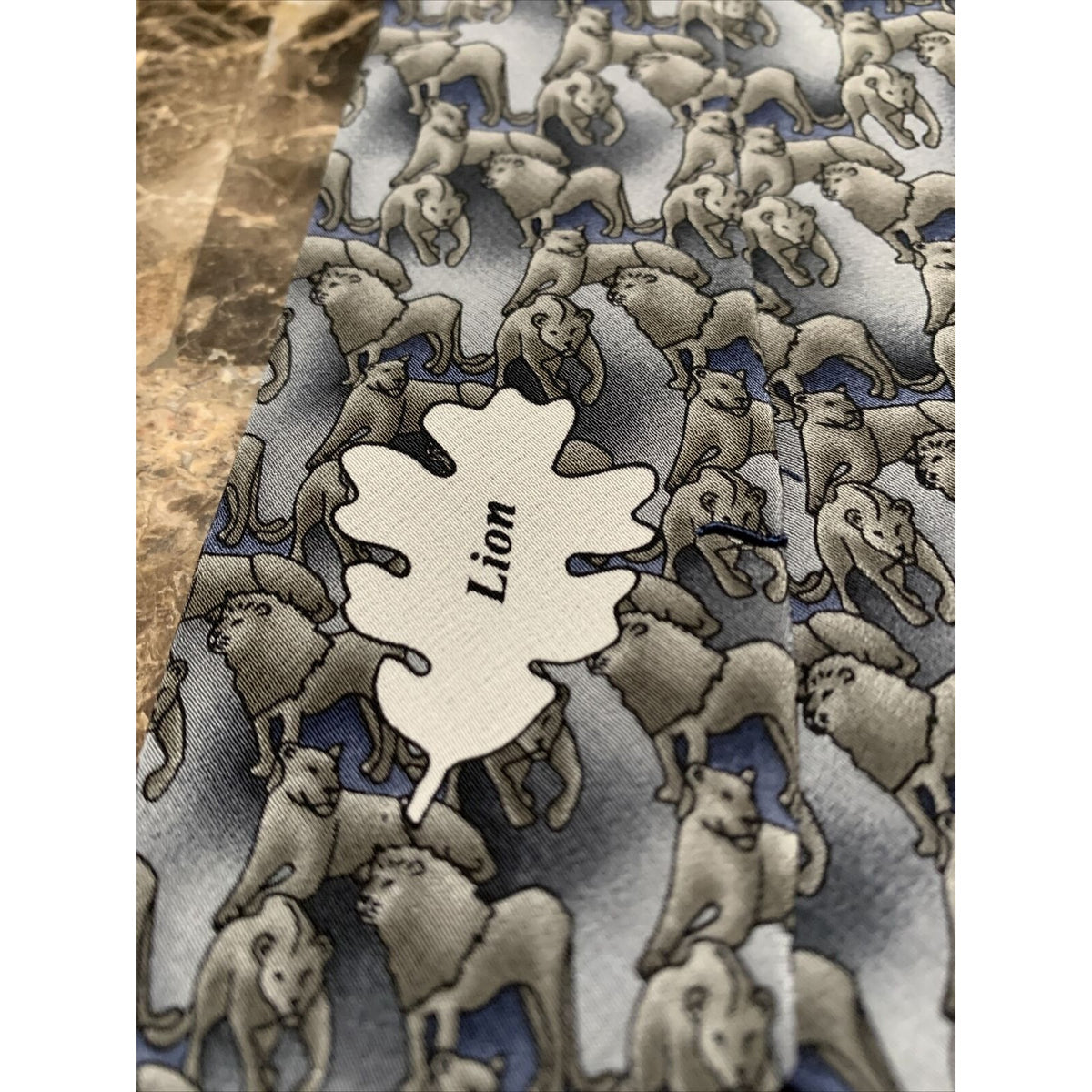 THE NATURE CONSERVANCY Silk Tie. Lion Motif.