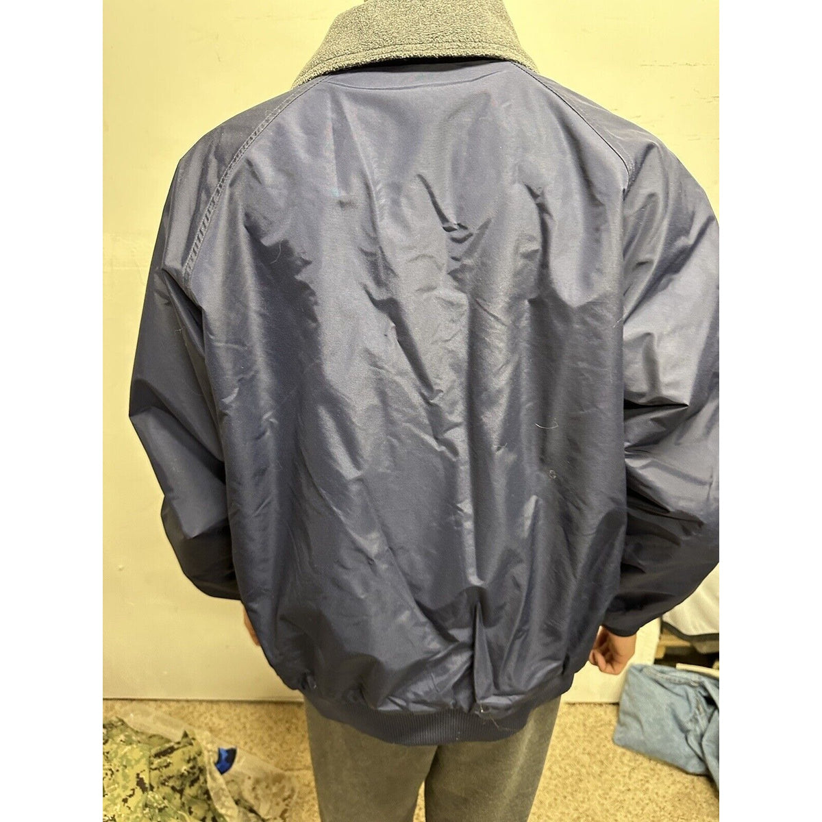 Men’s Galls Large nylon jacket Air Force security forces onizuka afs, California