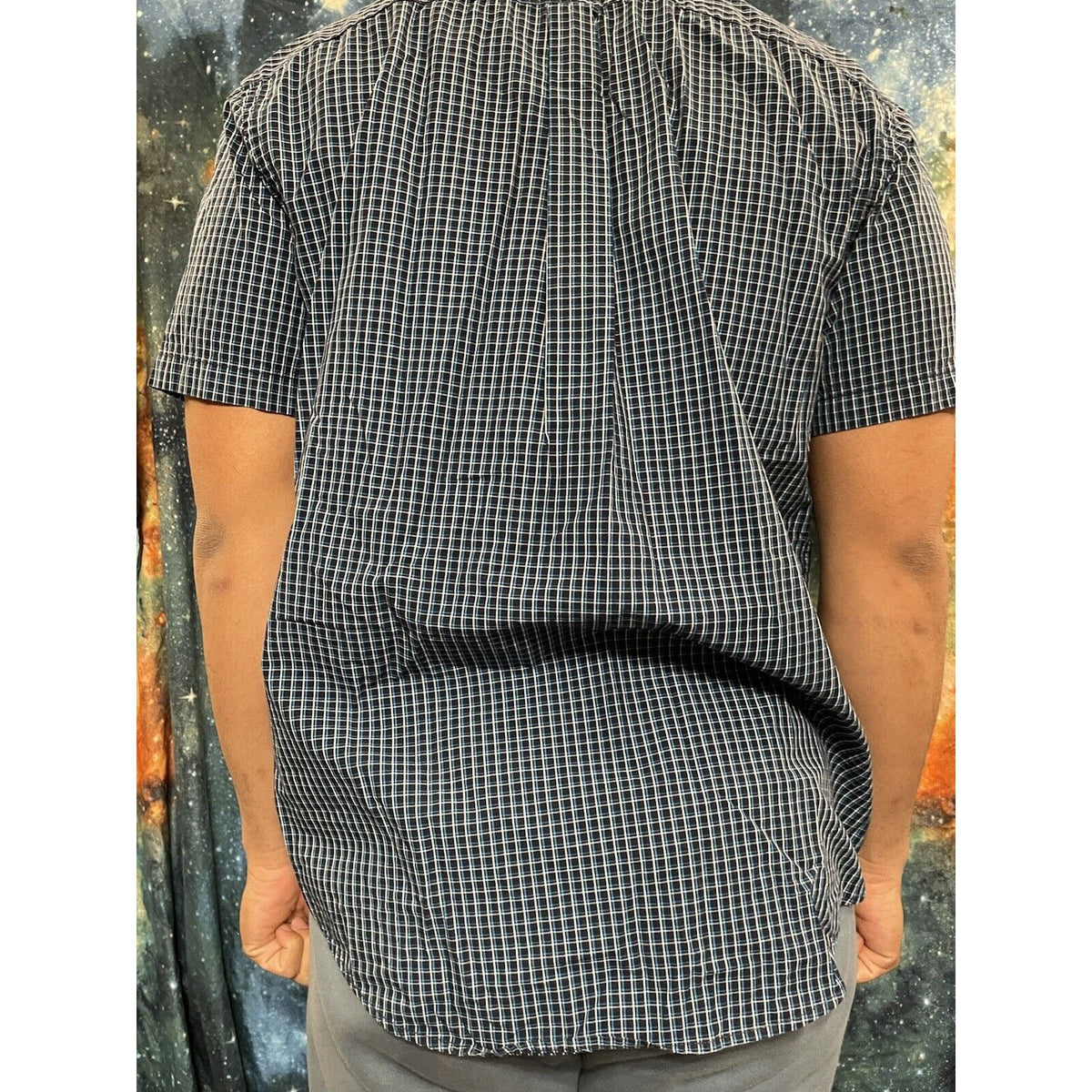 Tommy Hilfiger Men’s Large classic fit button up short sleeve shirt Blue Green
