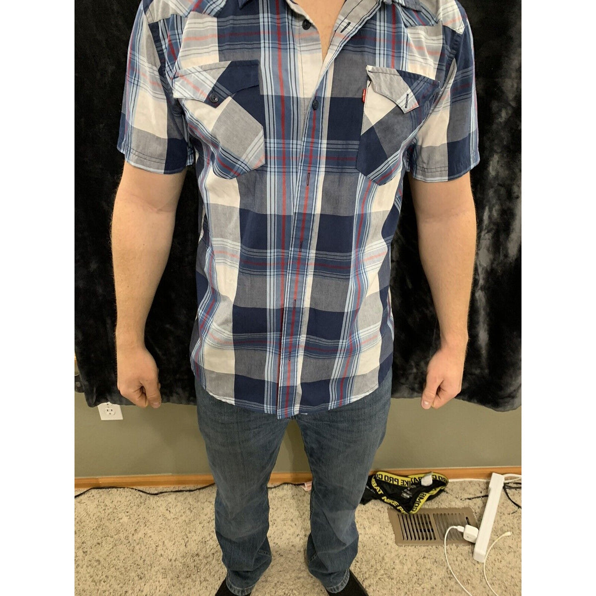 Levis Plaid Button Up Shirt