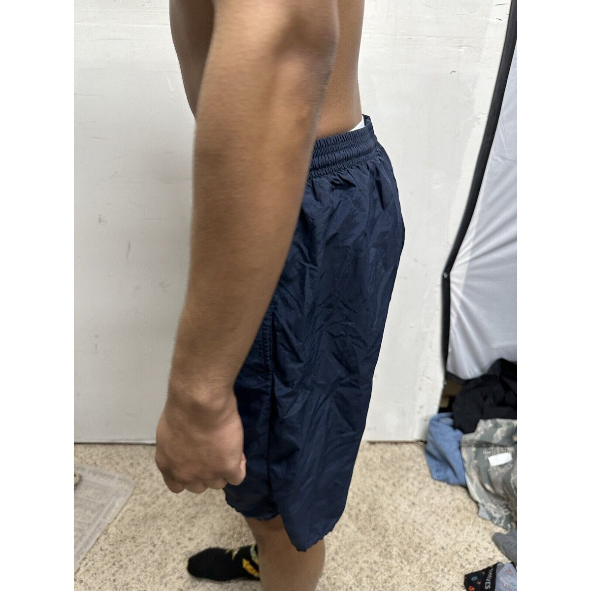 Men’s medium navy physical fitness trunks uniform shorts blue