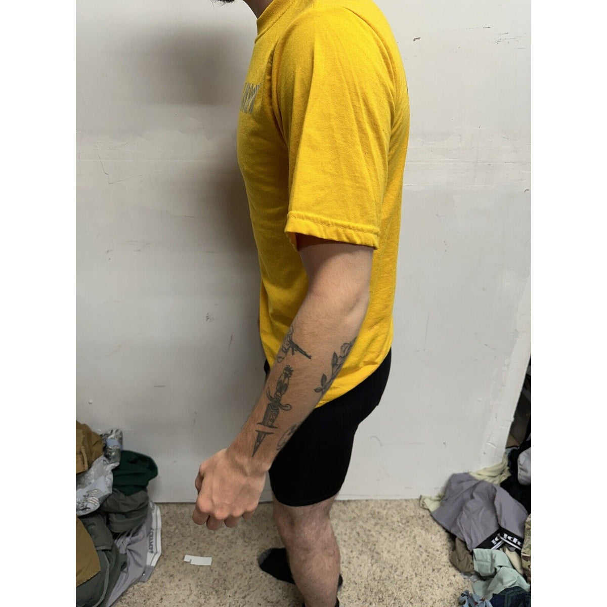 Men’s  Yellow Navy Physical Fitness Uniform Short Short Sleeve Small