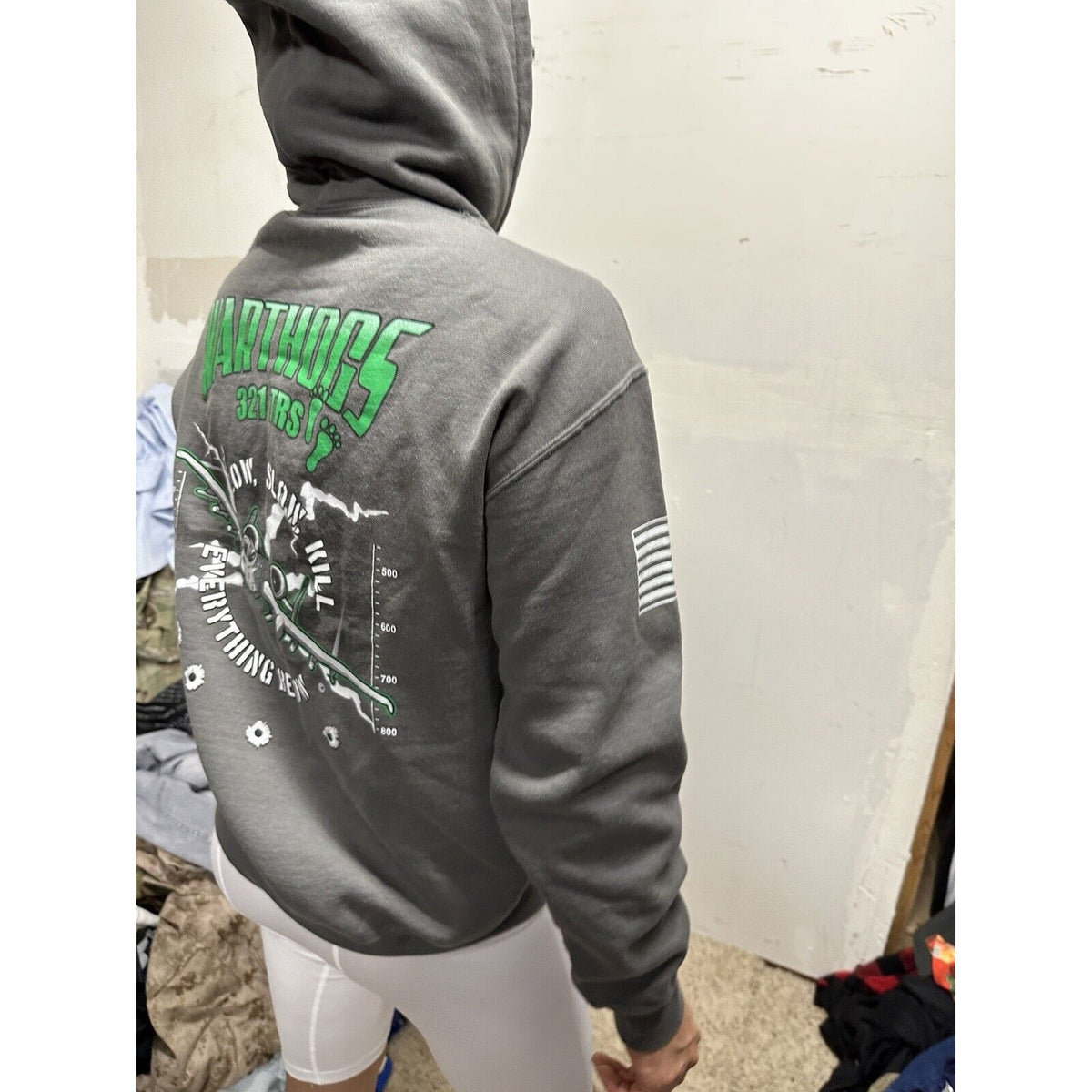 Men’s Gray CMSGT Hackney Training Complex  Lackland AFB TX Gildan Medium Hoodie