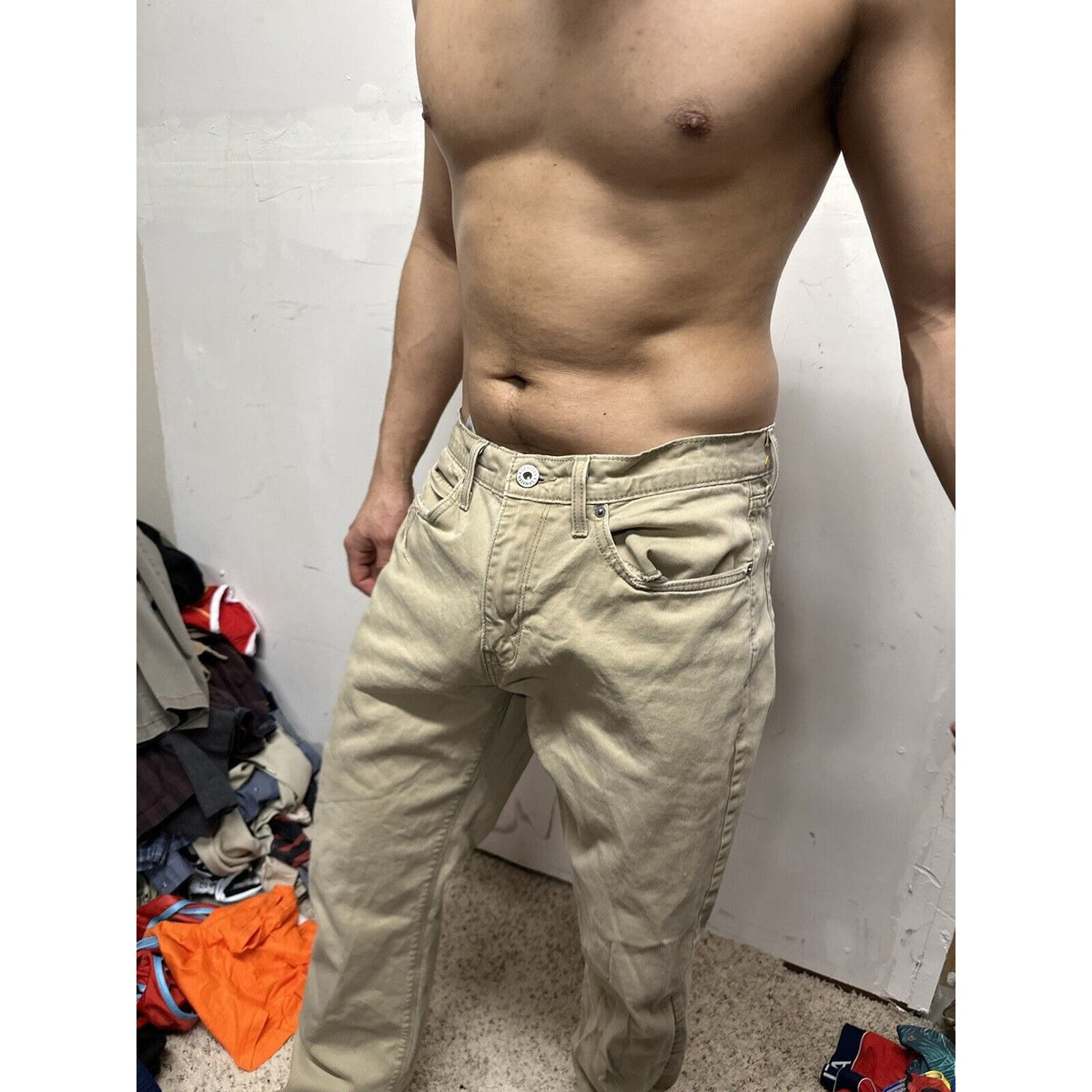 Men’s Khaki Denizen Levi’s 231 Athletic Fit 32”x32”