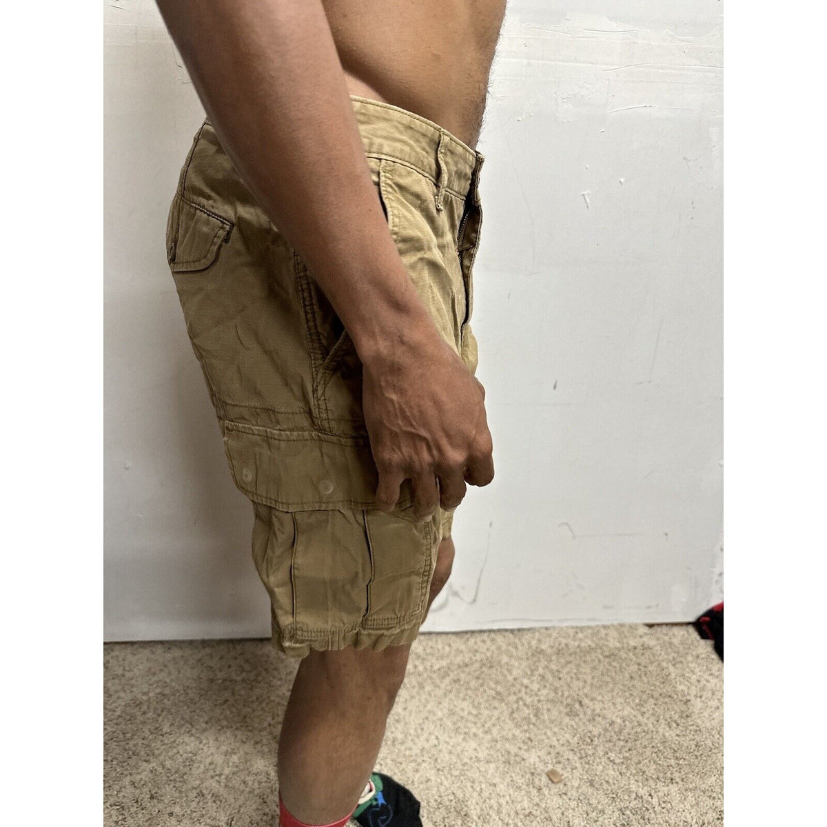 Men’s Tan Levi’s Strauss Size 30 Cargo Shorts