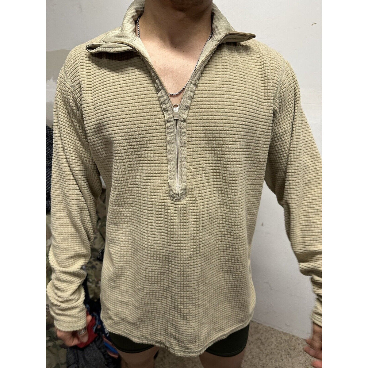 Men’s Tan Half Zip Polartec Official Gen III Army Issue Long Sleeve Pullover
