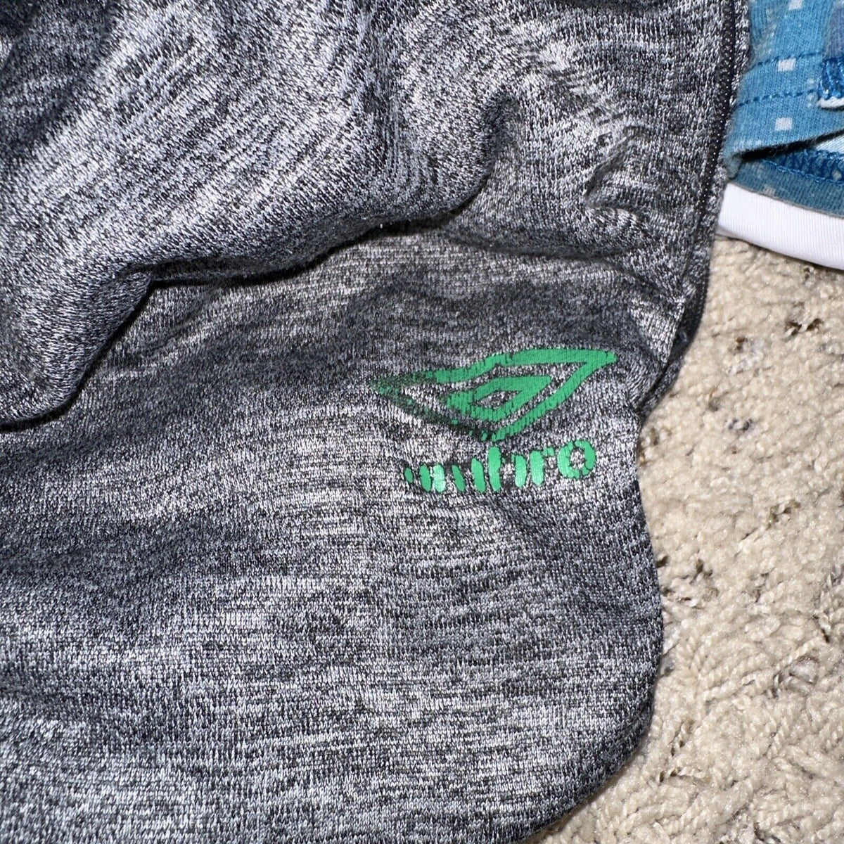 Men’s Gray Umbro Medium Sweat Pants Brasil Logo Zippered Pockets