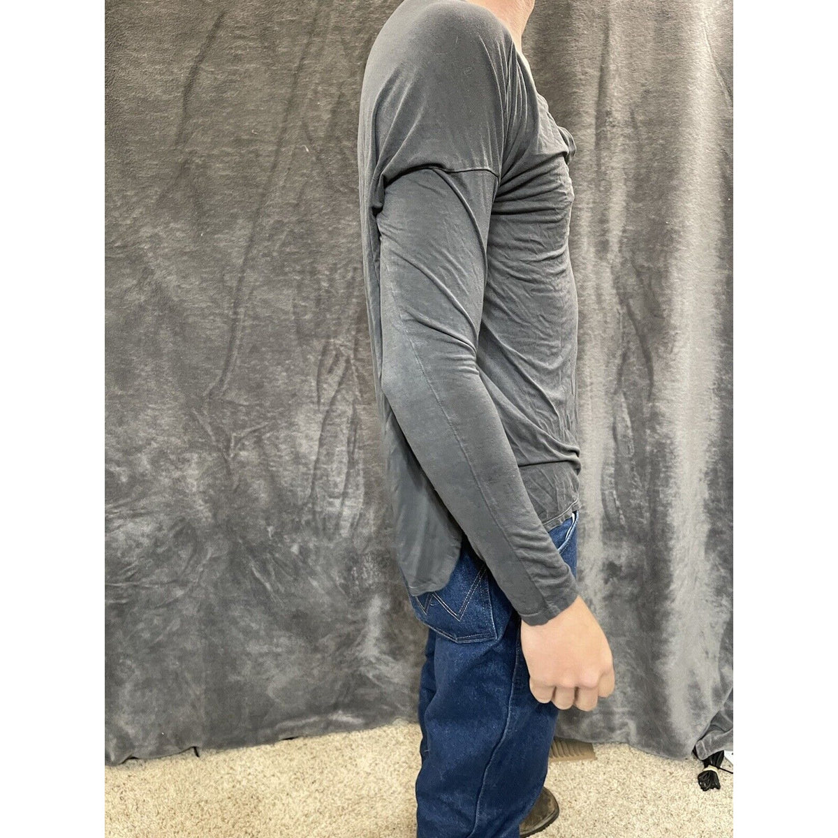 women's gray soft and sext AEO T medium american eagle