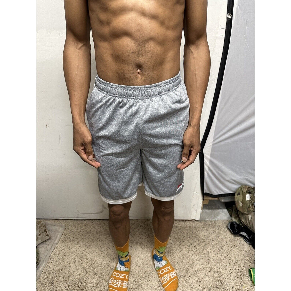 teen boy’s  Fila xL Gray Athletic Shorts (18-20)