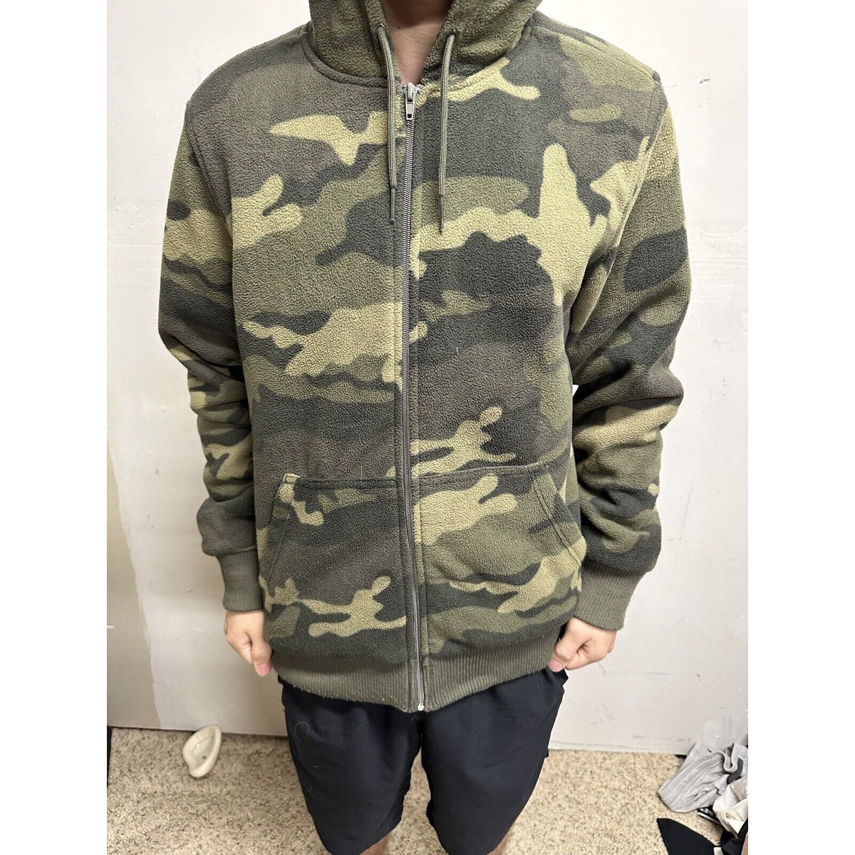 Men’s Fuzzy Large Mossimo Camo Hoodie Full zip Jacket