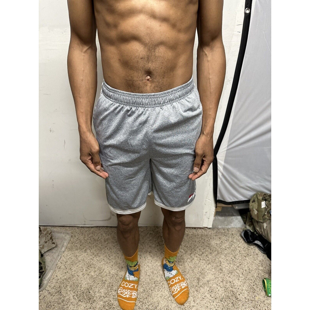 teen boy’s  Fila xL Gray Athletic Shorts (18-20)