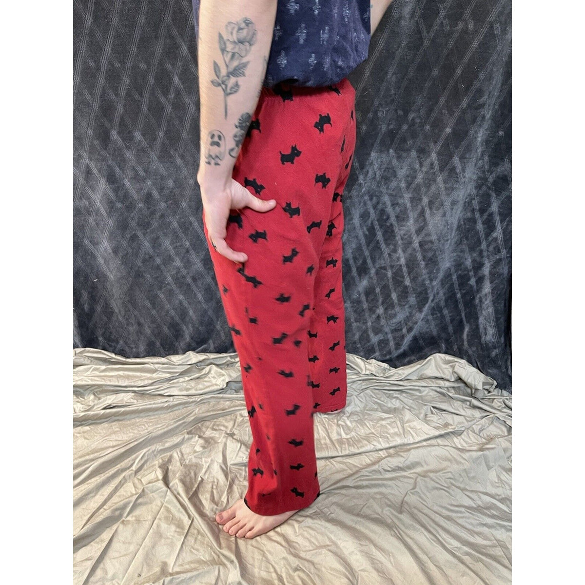men’s medium long croft and borrow doggy lounge sleep pants dog red