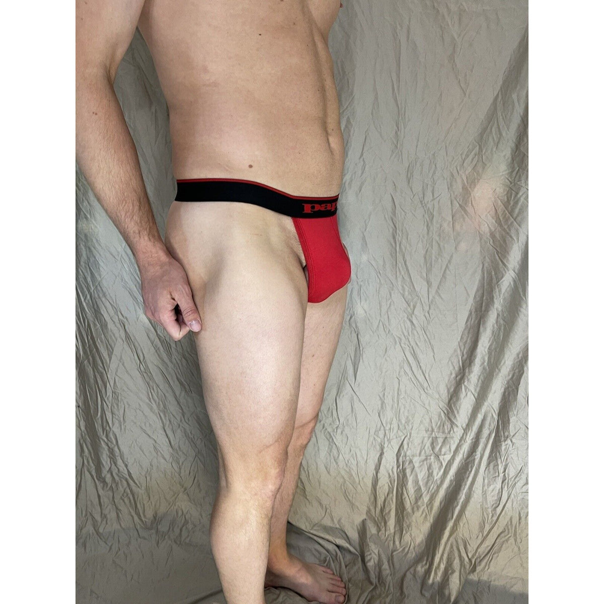 men's red papi thong black band Medium