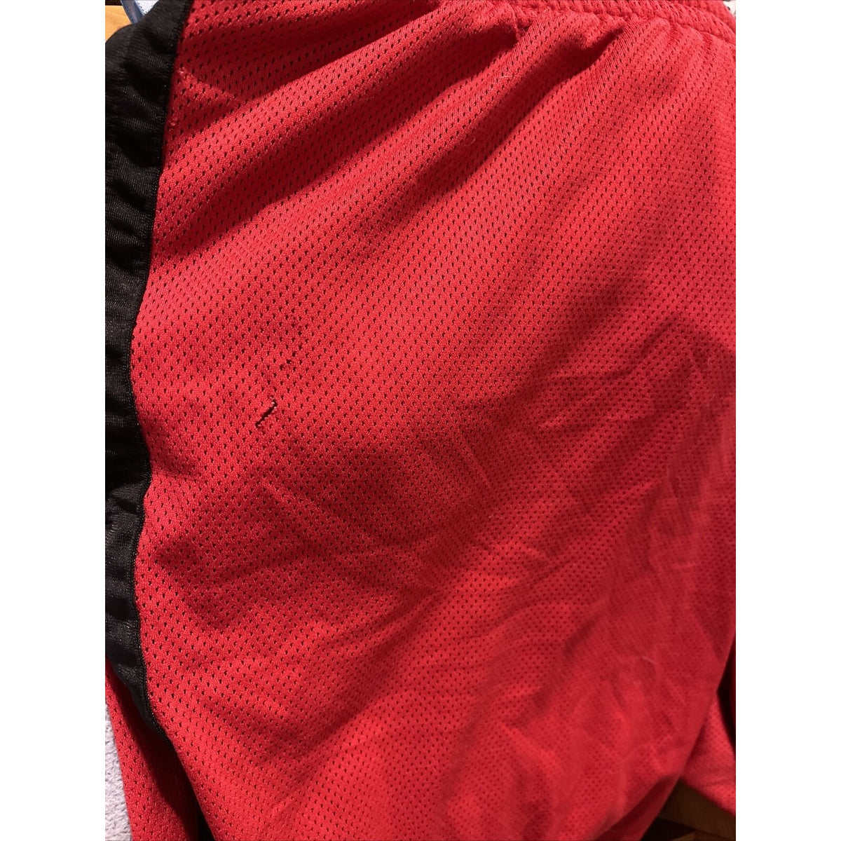 men’s red and black nike basketball shorts XL