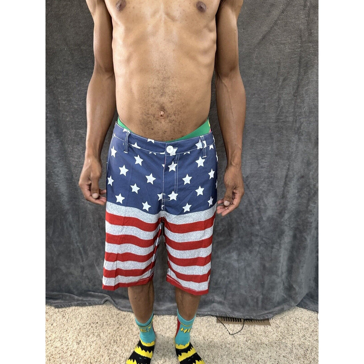 Men’s Palmwave Size 34 Patriotic Board Shorts Poly Spandex 4 Way Stretch