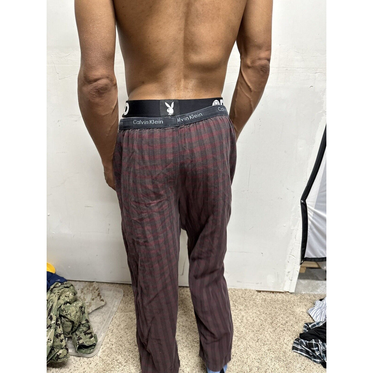 Men’s Calvin Klein Plaid Lounge Pants Medium Pajamas Red And Gray