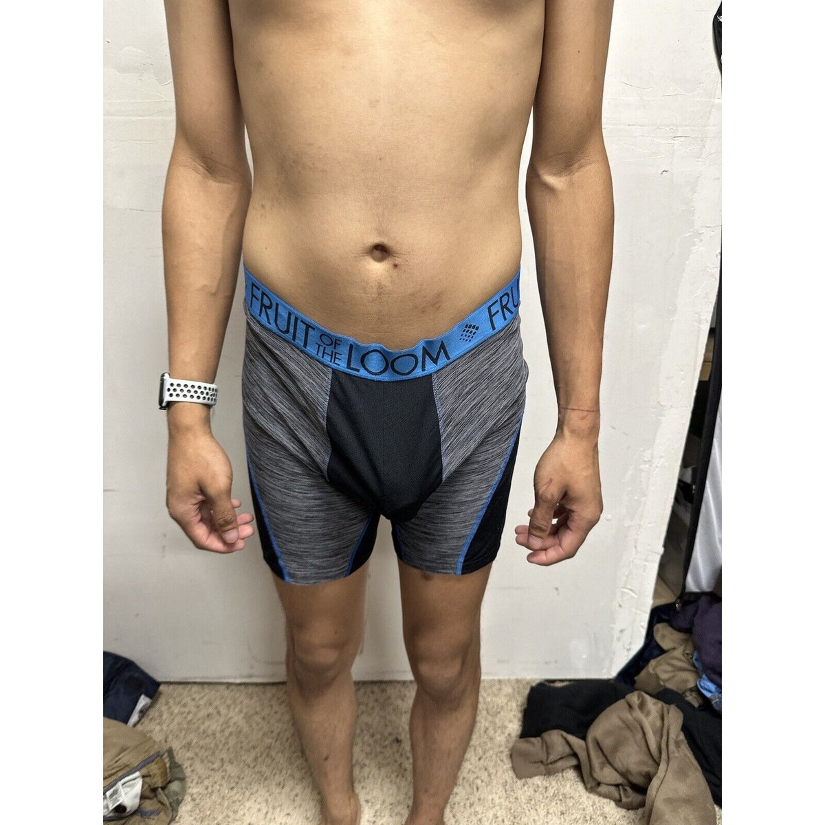 Men’s Large Fruit Of The Loom Black And Gray Boxer Briefs