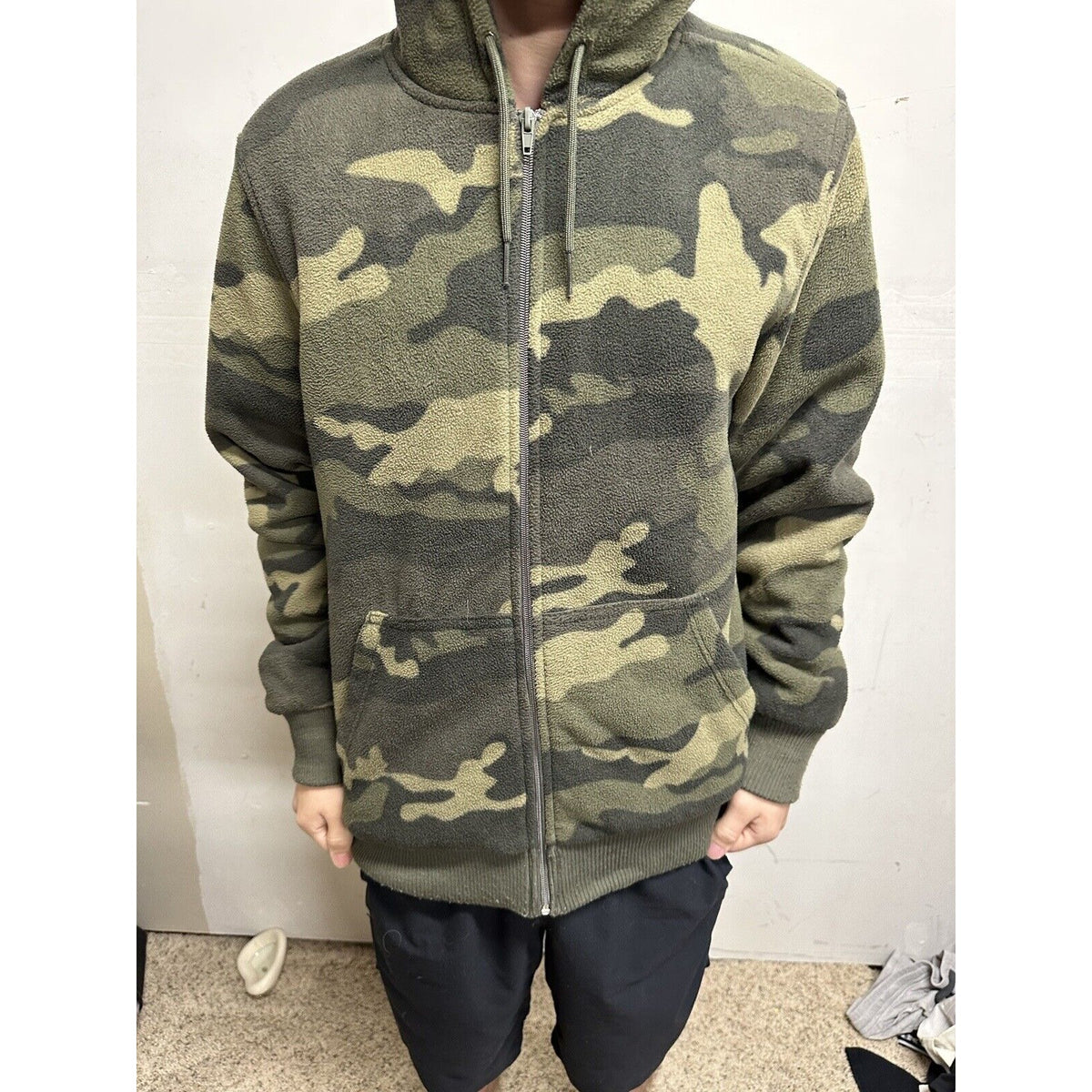 Men’s Fuzzy Large Mossimo Camo Hoodie Full zip Jacket